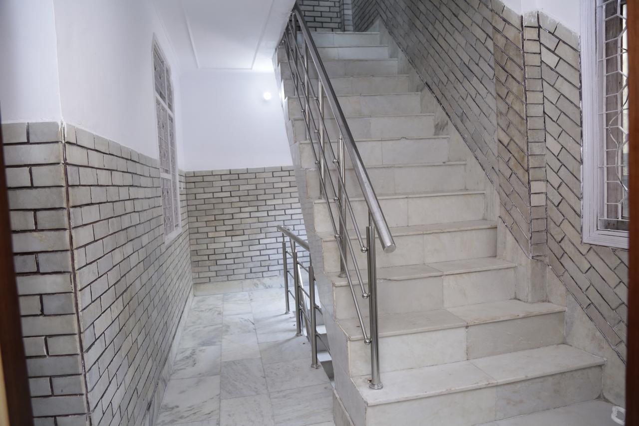 Albergue Backpackers Heaven New King - New Delhi Train Station Exterior foto